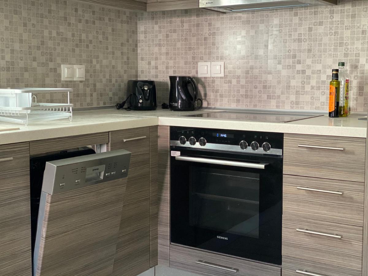 Villa Emerald Luxury Living นิกิติ ภายนอก รูปภาพ