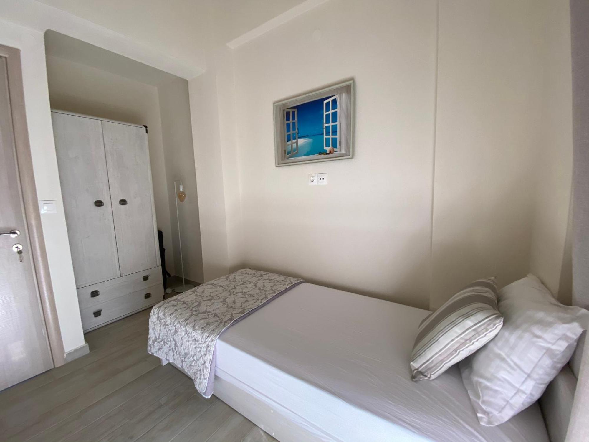 Villa Emerald Luxury Living นิกิติ ภายนอก รูปภาพ